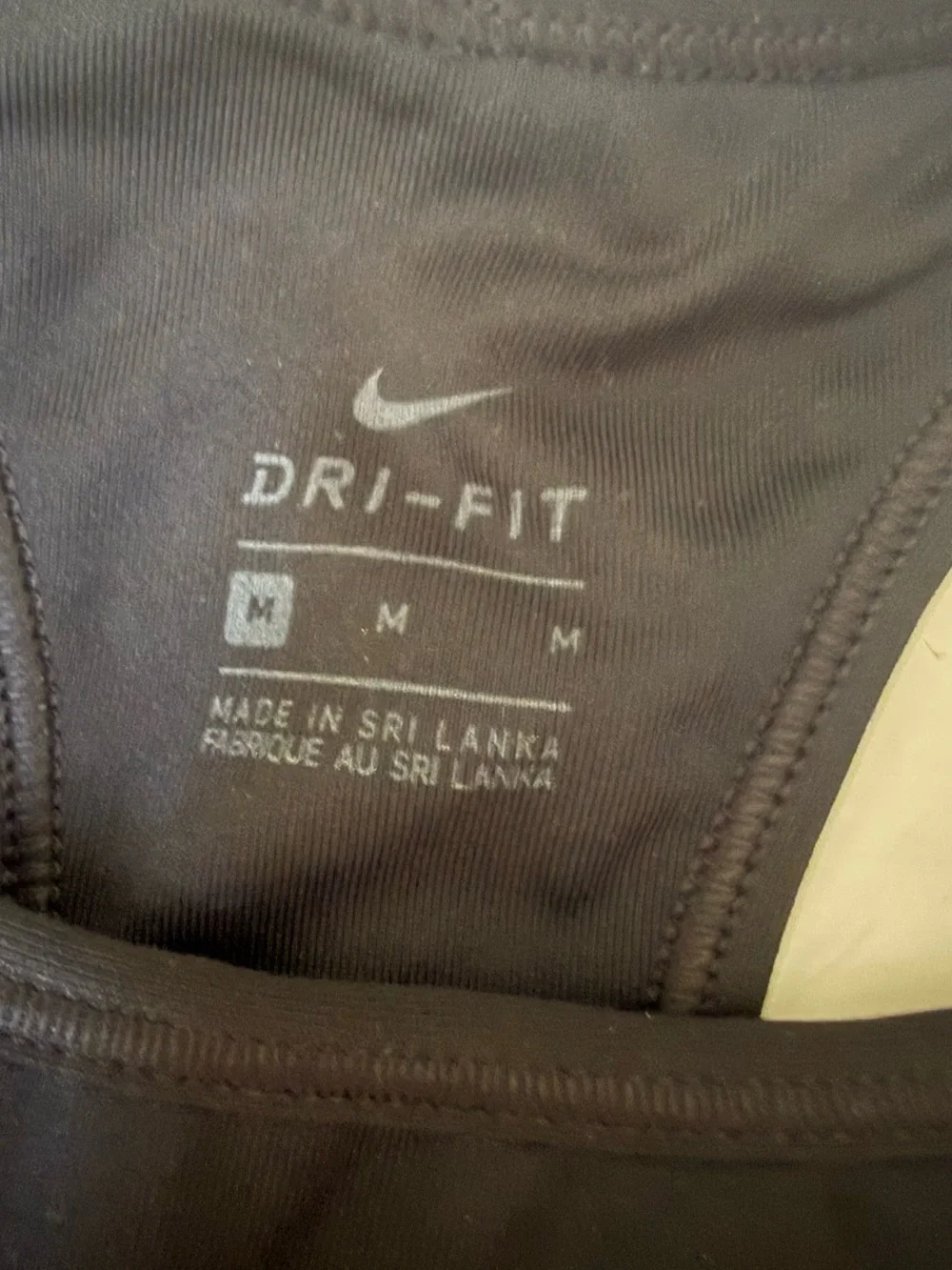 Nike Swoosh Black White Sports Bra Size Medium Removable Pads
